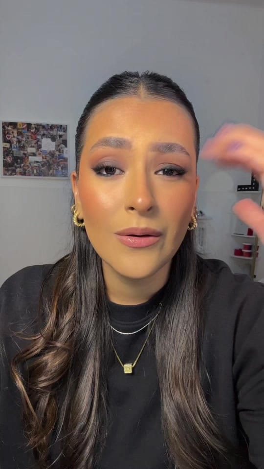 Post 2 by makeup.bylaguna on TikTok (video)
