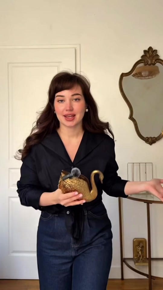 Post 10 by Lili Ivanova on TikTok (video)