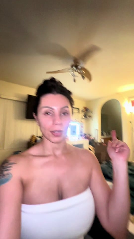 Post 2 by 𝓜𝓪𝓶𝓪 𝓑𝓻𝓲𝓽𝓽𝓪𝓷𝔂 🌹 on TikTok (video)
