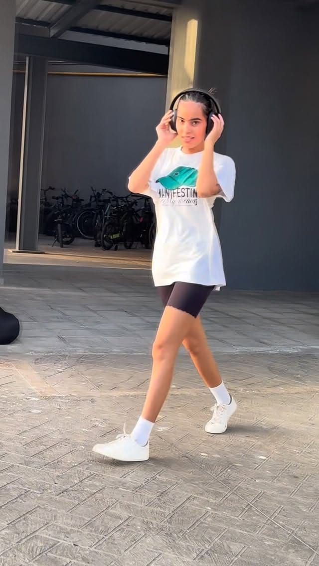 Post 7 by Anjali Sharma on Instagram (video)