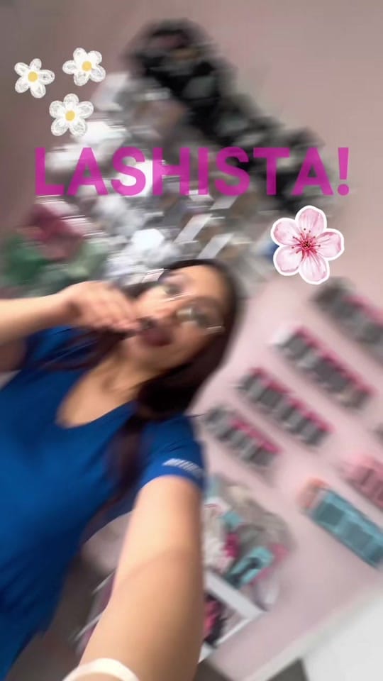Post 1 by DISTRIBUIDORA BLOOM LASH on TikTok (video)
