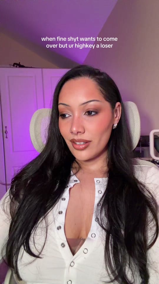 Post 6 by pariskarrina on TikTok (video)