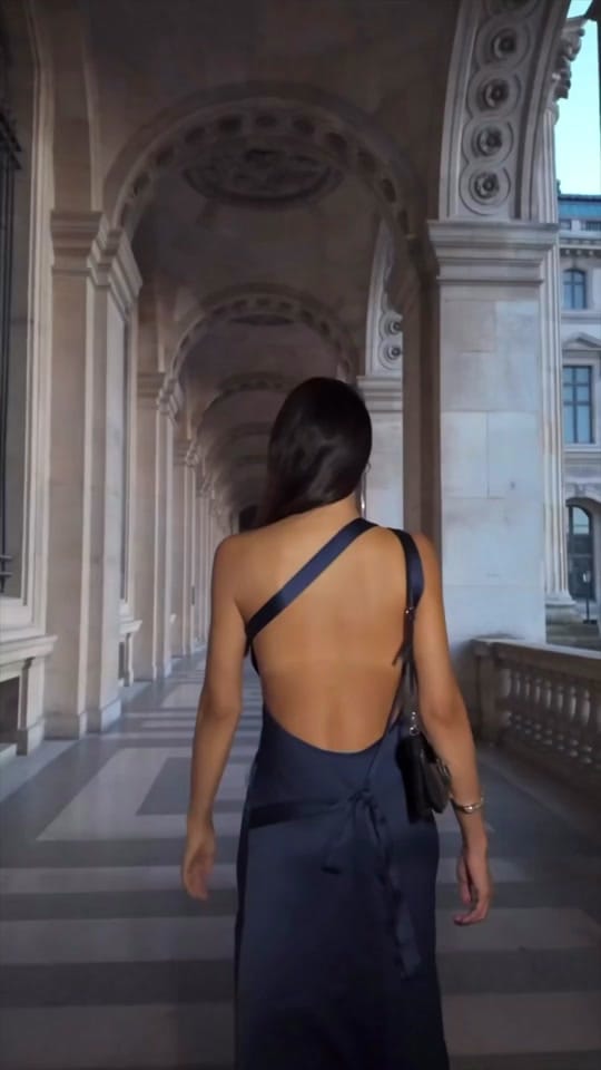 Post 8 by Leeliparis on TikTok (video)