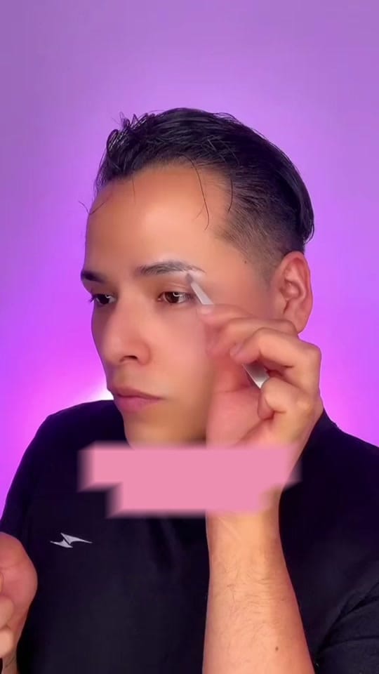 Post 4 by Salvador Sanz Makeup 💄 on TikTok (video)