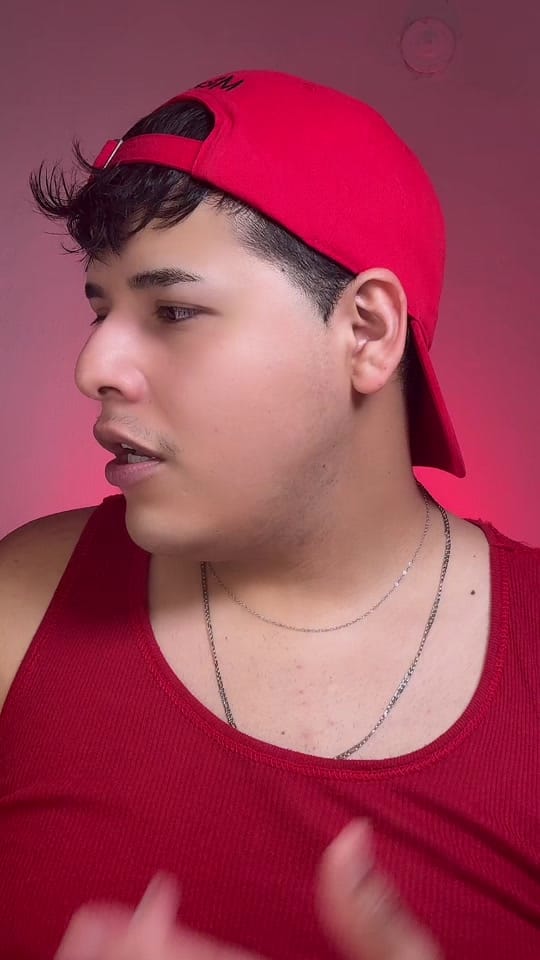 Post 9 by Salvador Sanz Makeup 💄 on TikTok (video)