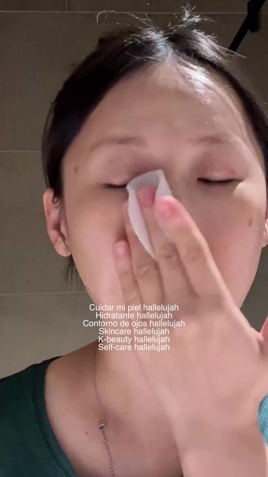 Post 2 by uyu beauty on TikTok (video)
