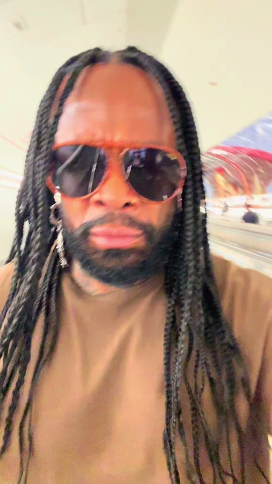 Post 2 by kameleon75012 on TikTok (video)