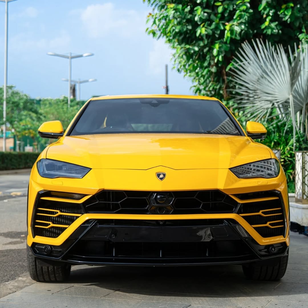 Post 10 by Auto Trade on Instagram (carousel)