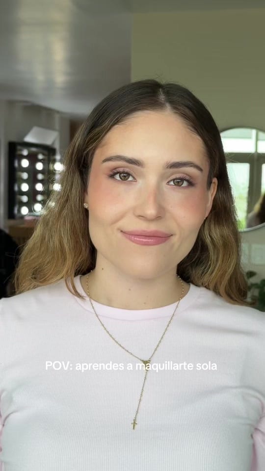 Post 2 by anapaulacelismakeup on TikTok (video)