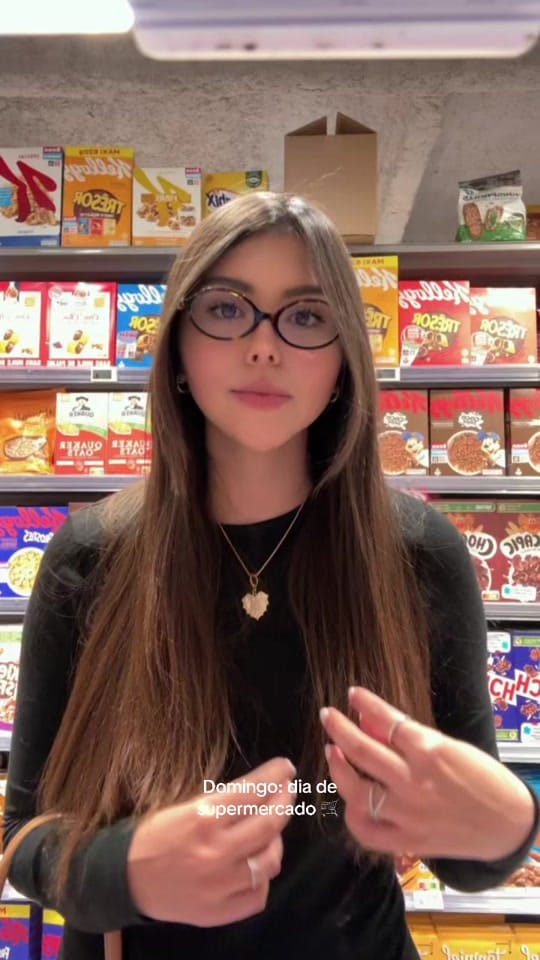 Post 2 by Duda Praes on TikTok (video)