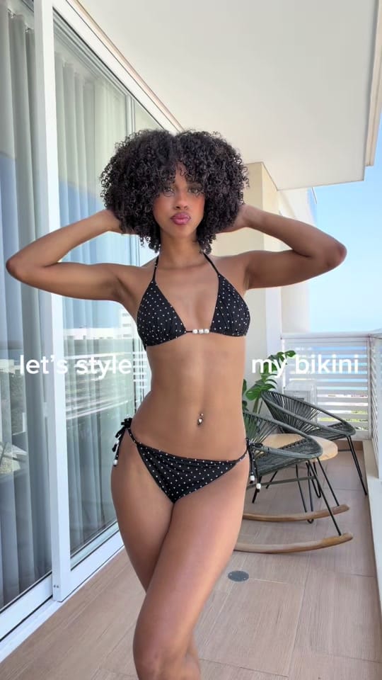 Post 9 by imâne on TikTok (video)