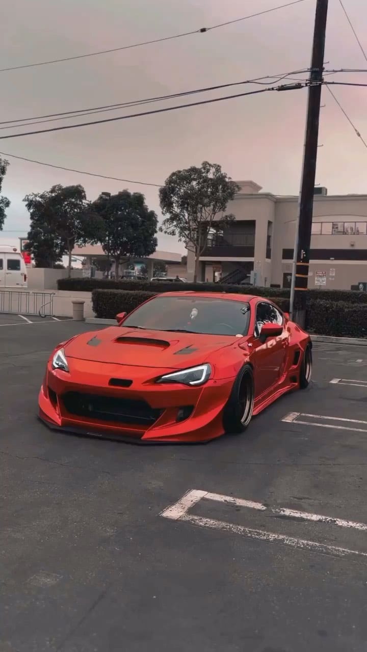 Post 4 by Daily Car Clips on Instagram (video)