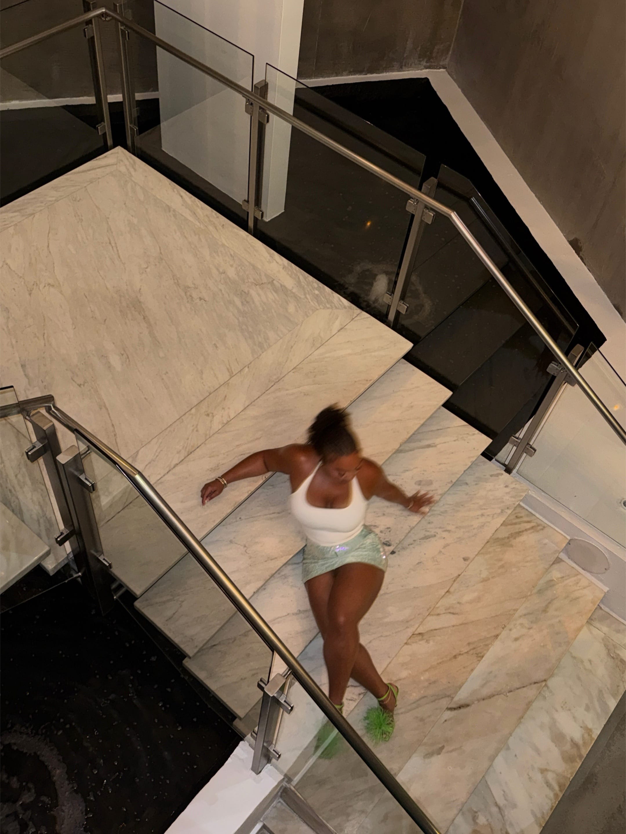 Post 4 by SierraLeonee🤍 on TikTok (video)