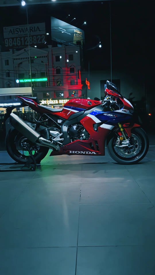 Post 9 by Honda BigWing TOPLINE Kochi on Instagram (video)