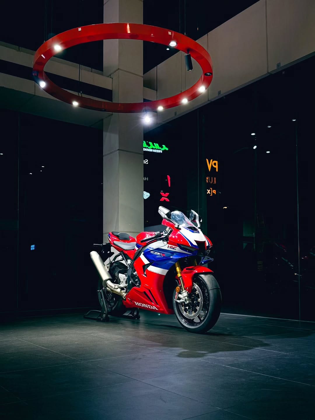 Post 8 by Honda BigWing TOPLINE Kochi on Instagram (carousel)