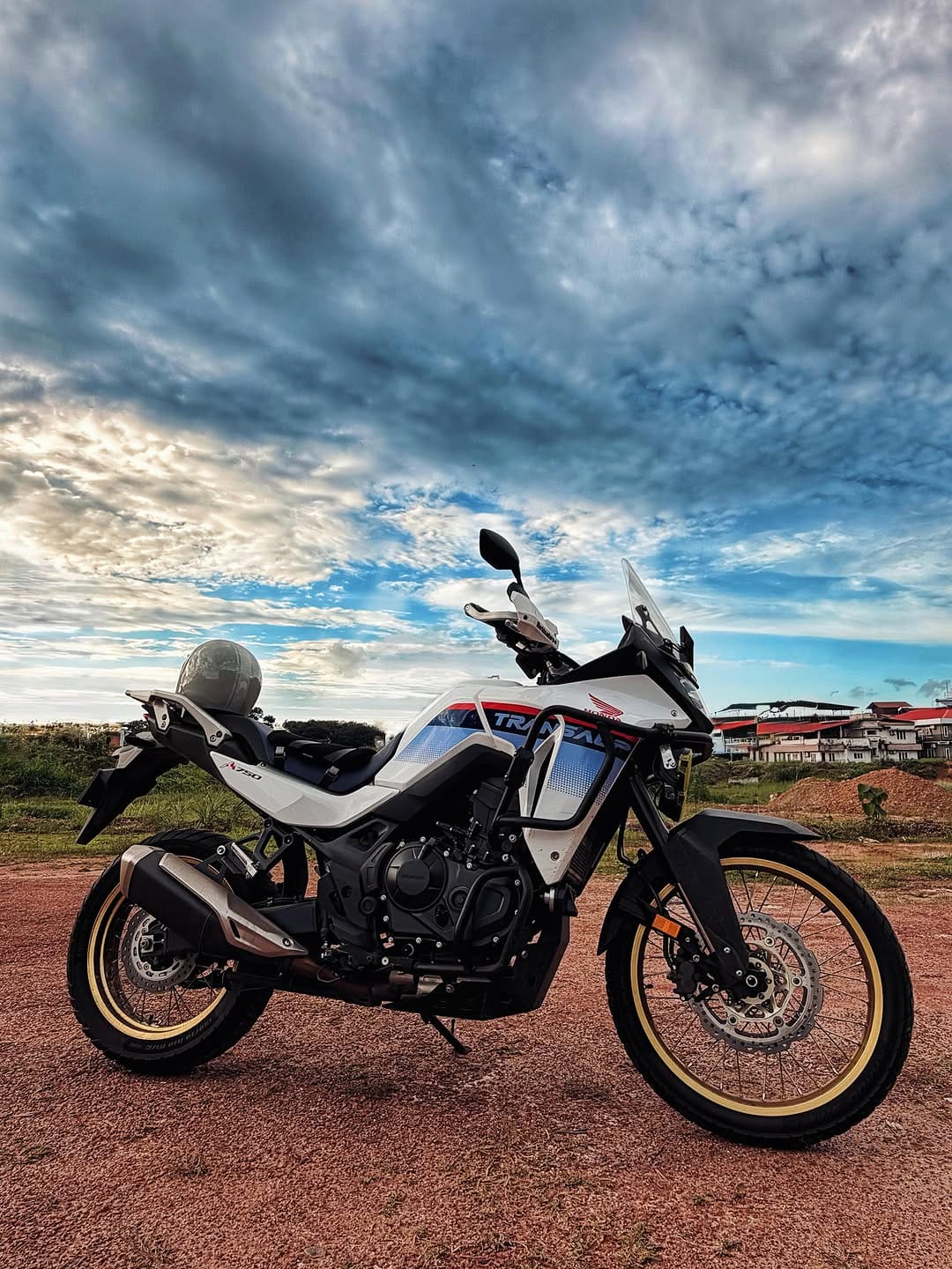Post 5 by Honda BigWing TOPLINE Kochi on Instagram (carousel)