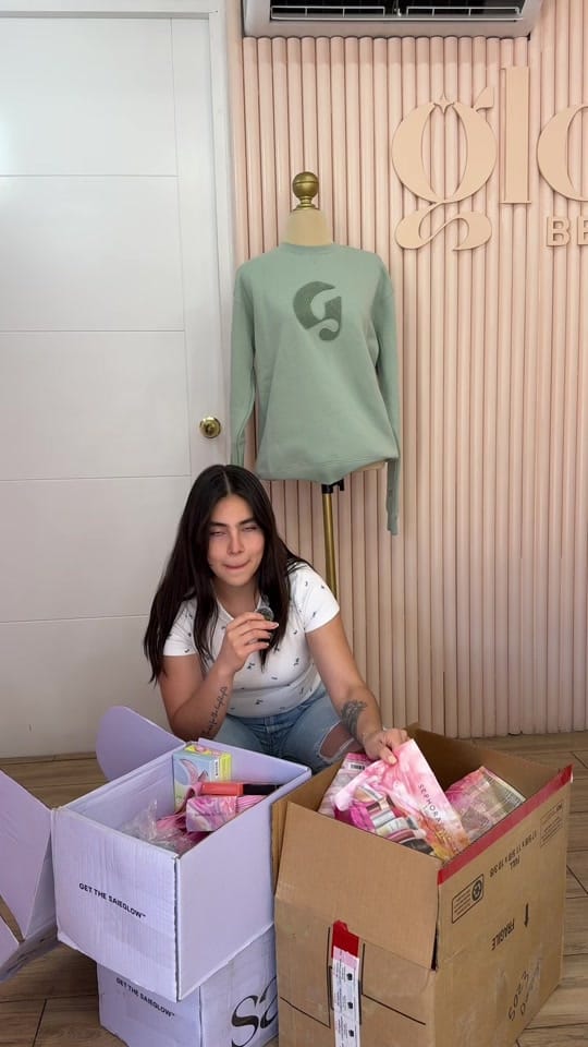 Post 3 by GLOSSY BEAUTY MX on TikTok (video)