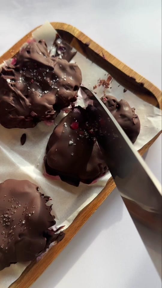 Post 5 by Salomé on TikTok (video)