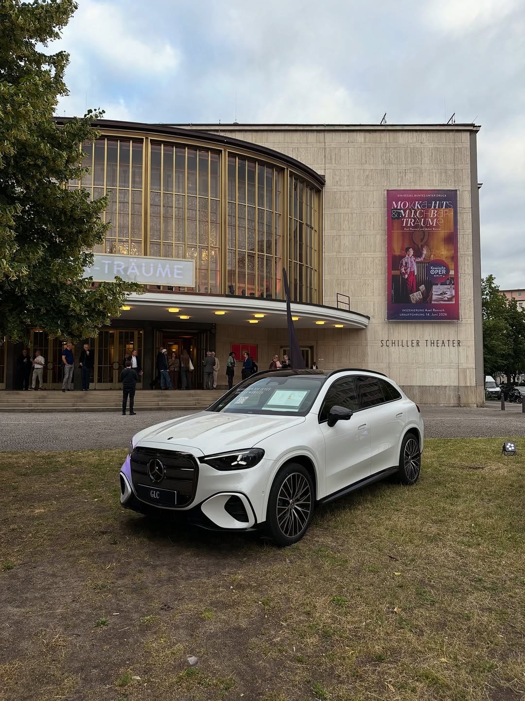 Post 2 by Mercedes-Benz Niederlassung Berlin on Instagram (carousel)