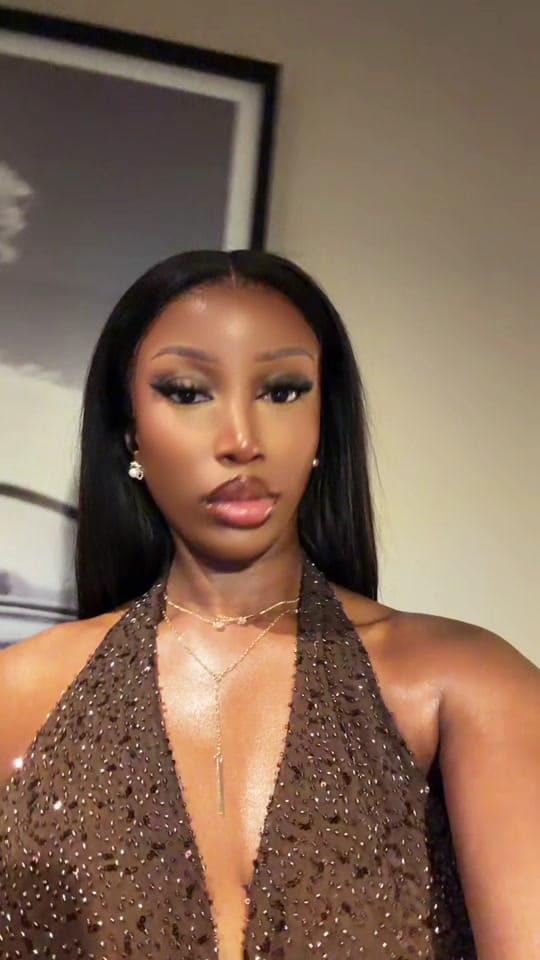 Post 1 by Annasmh_ on TikTok (video)