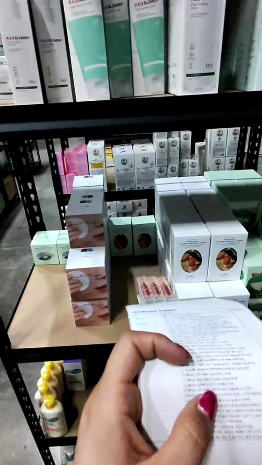 Post 7 by KKUL - skincare coreano on TikTok (video)