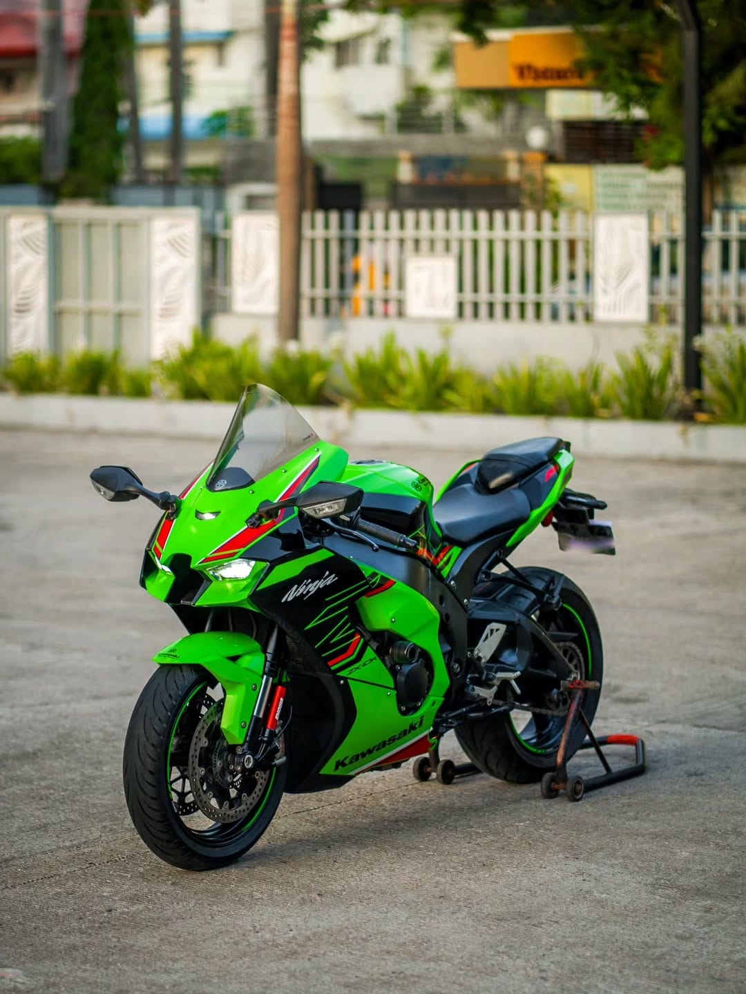 Post 4 by Wow Superbikes ™️ | Pune's Biggest pre-owned Superbike Store on Instagram (carousel)