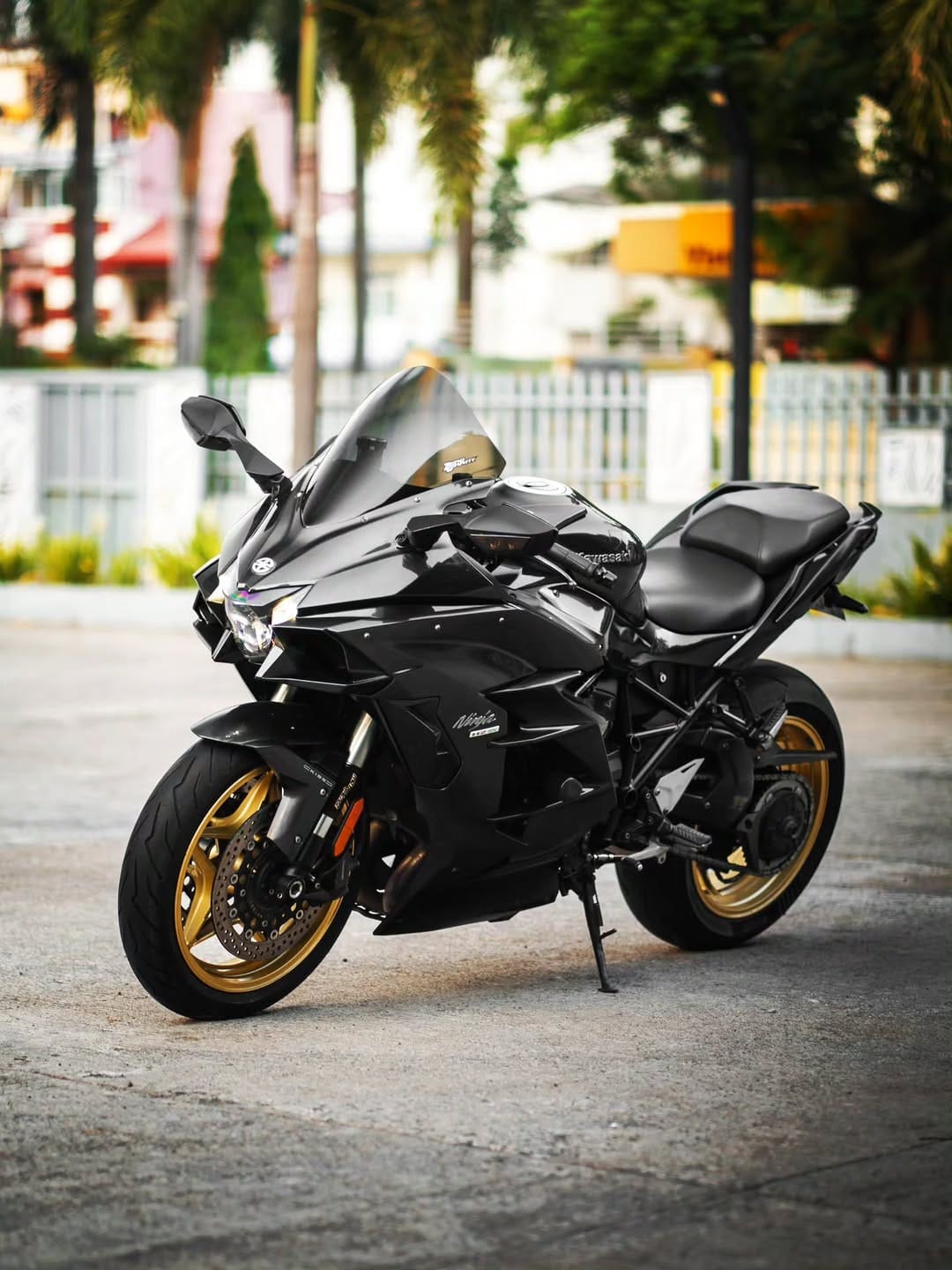 Post 10 by Wow Superbikes ™️ | Pune's Biggest pre-owned Superbike Store on Instagram (carousel)