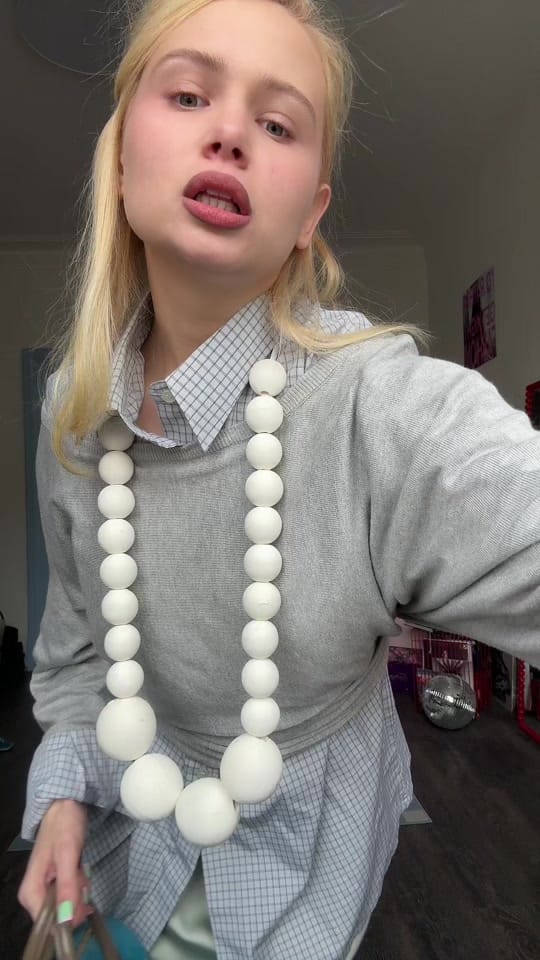 Post 5 by алёна gar:*☆ on TikTok (video)