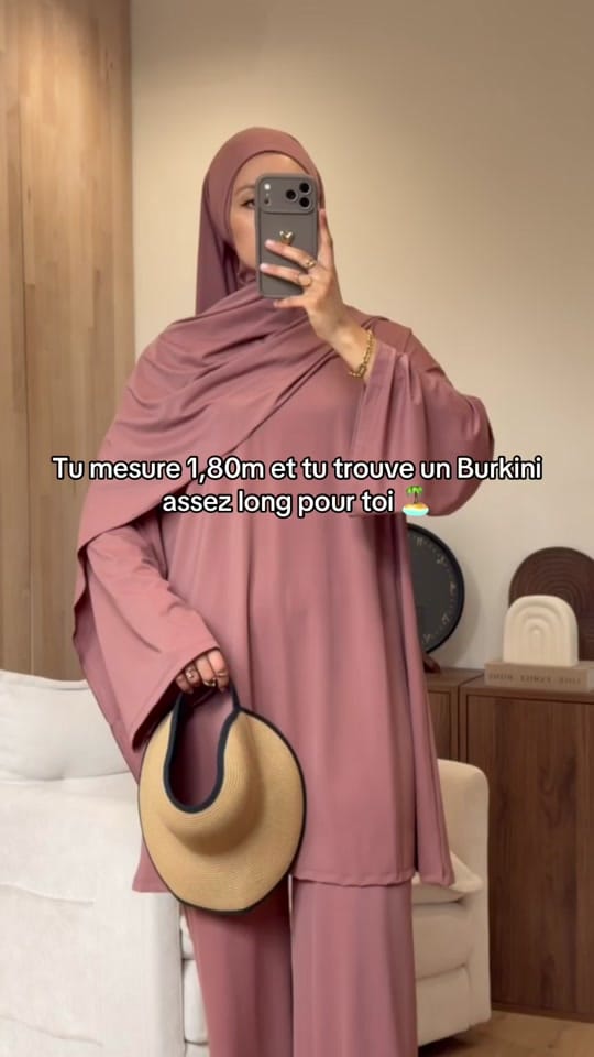 Post 3 by 𝐿𝑖𝑦𝑎 𝐶𝑜𝑙𝑙𝑒𝑐𝑡𝑖𝑜𝑛 on TikTok (video)