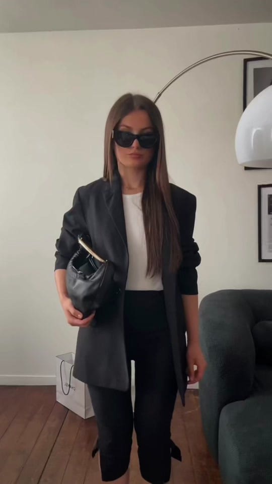 Post 4 by irina on TikTok (video)