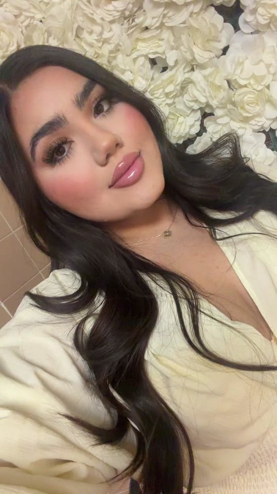 Post 2 by Maxie on TikTok (video)