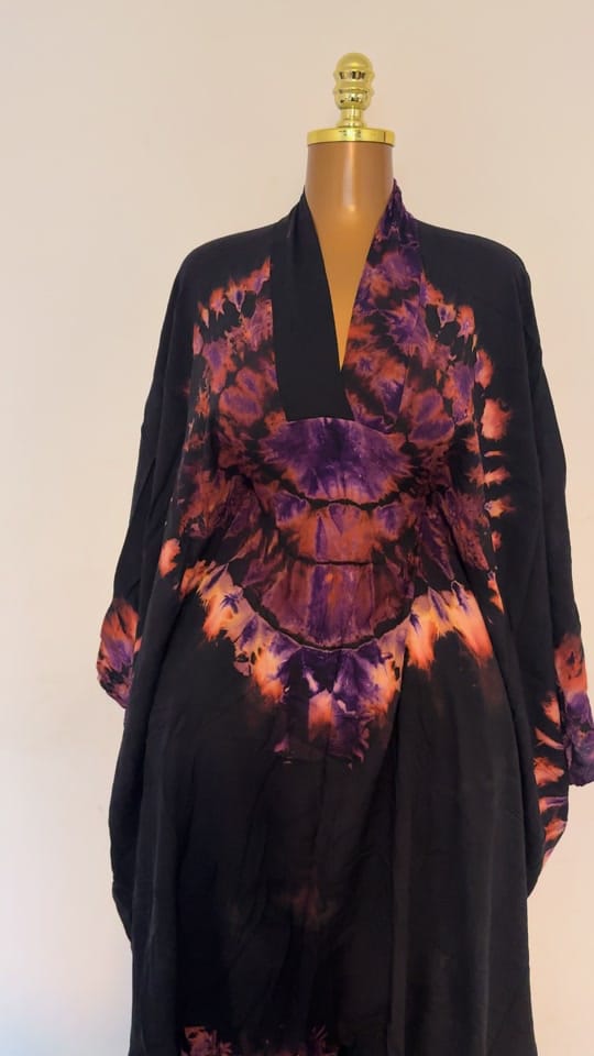 Post 1 by FASHIONISTA PARIS on TikTok (video)