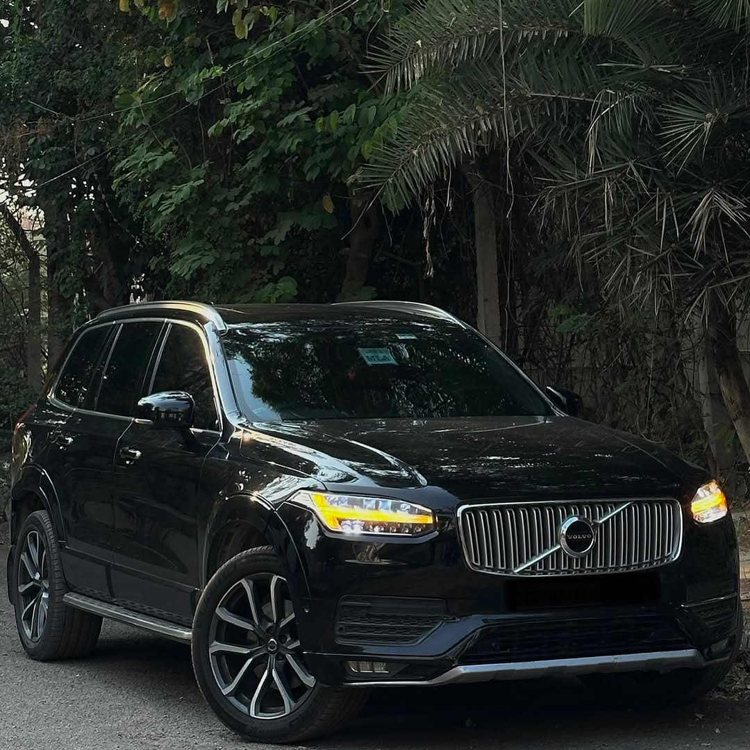 Post 10 by CAR DEALZ on Instagram (carousel)