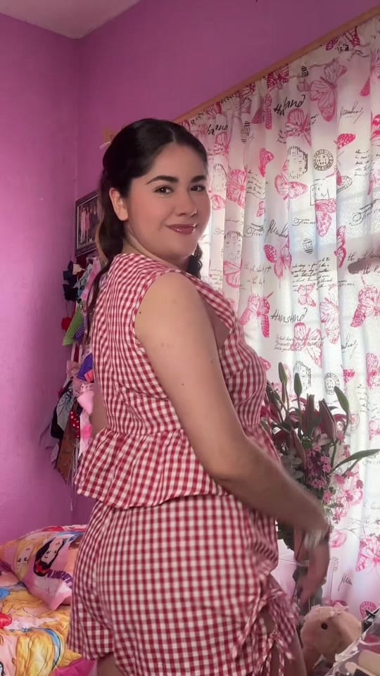 Post 6 by mariana_ort_ on TikTok (video)