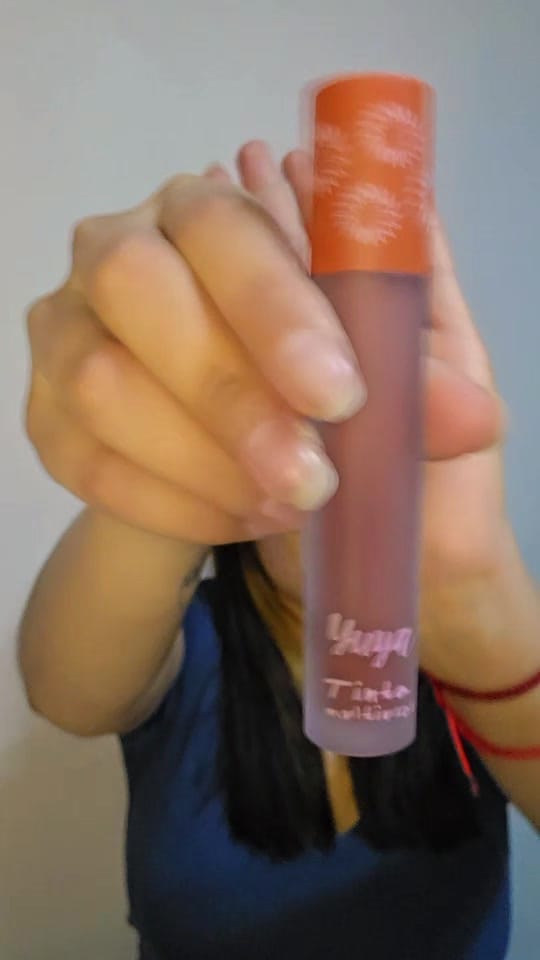 Post 7 by Adri  ✨️ on TikTok (video)