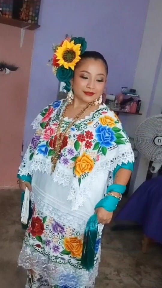 Post 8 by Lauu Balam🌺 on TikTok (video)