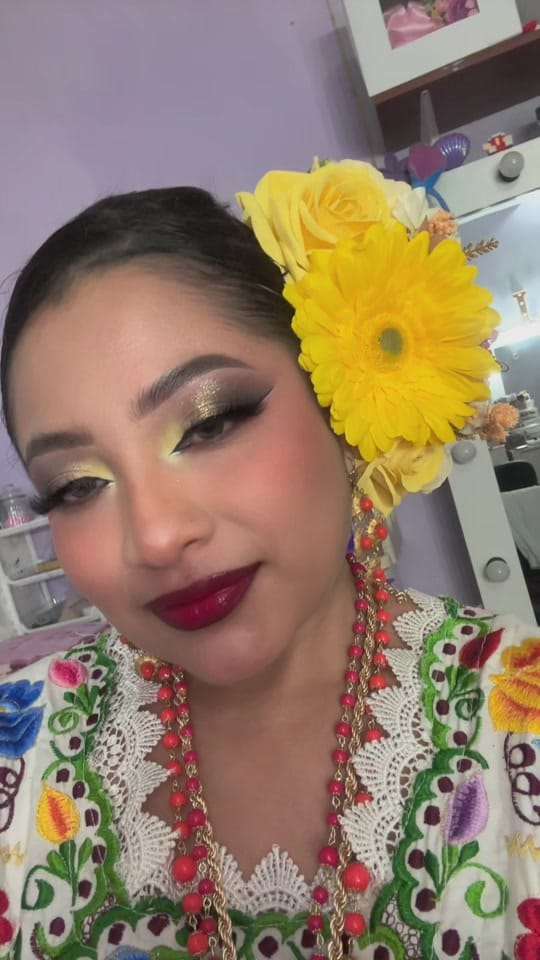 Post 6 by Lauu Balam🌺 on TikTok (video)