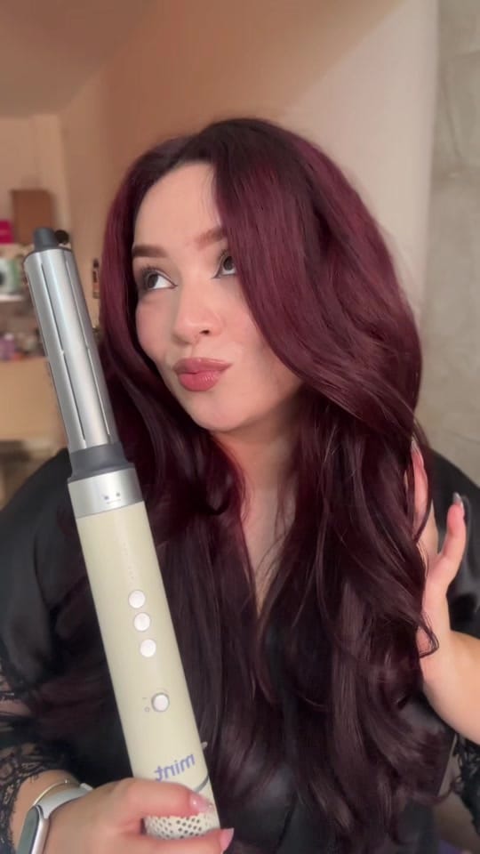 Post 8 by Alexa Leon🍒 on TikTok (video)