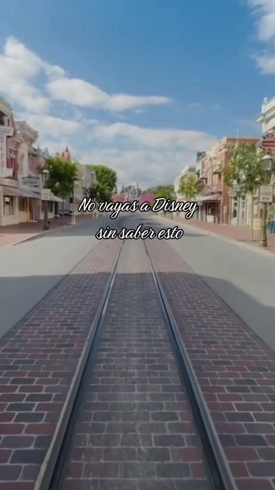 Post 8 by Ayrany López/ Travel Agent on TikTok (video)