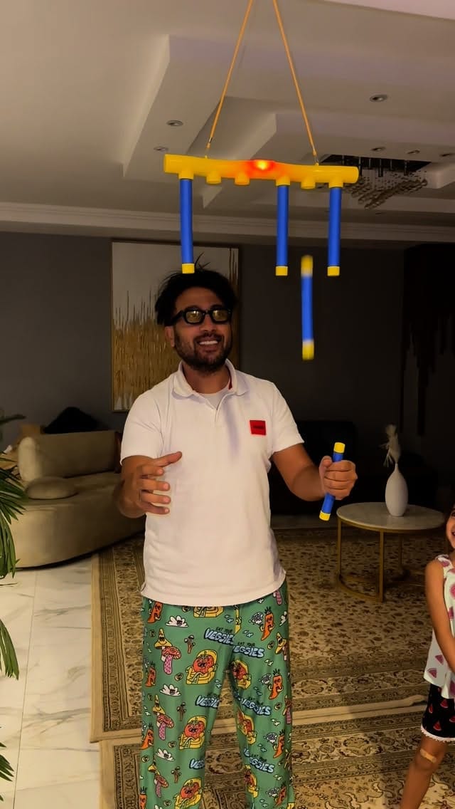 Post 9 by Samo Hagras on Instagram (video)