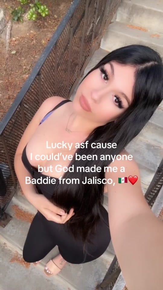 Post 5 by ari_talkstoomuch on TikTok (video)