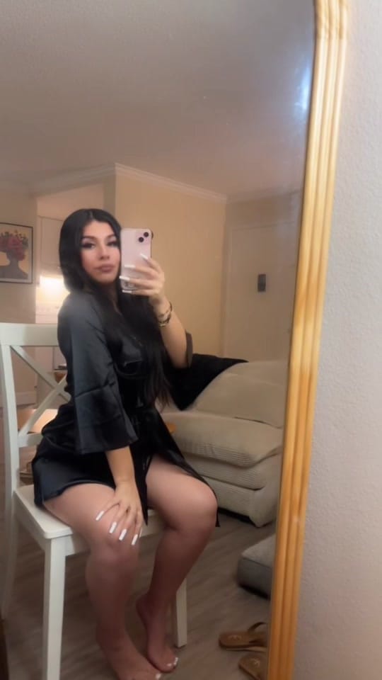 Post 6 by ari_talkstoomuch on TikTok (video)