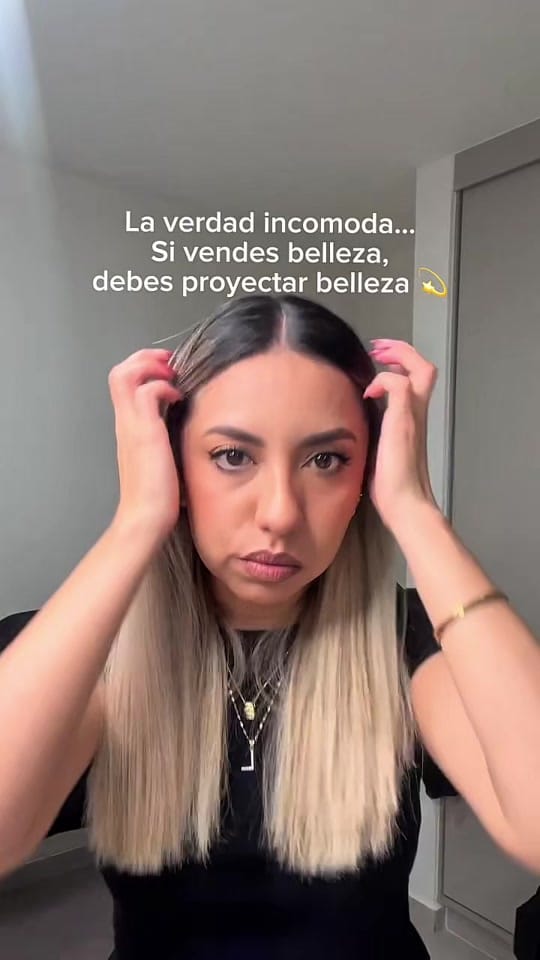 Post 6 by Lizette Sanchez Makeup & Hair✨ on TikTok (video)