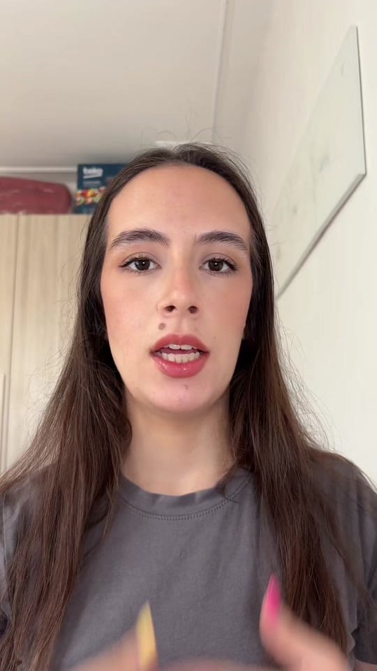 Post 9 by ele_rezzonico on TikTok (video)
