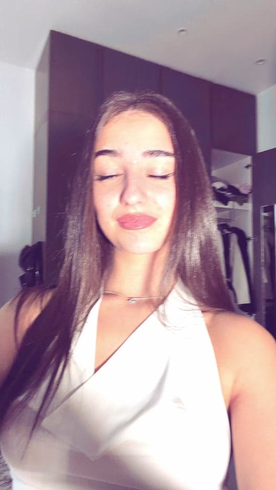Post 1 by Eleonora.martina on TikTok (video)