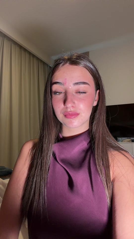 Post 4 by Eleonora.martina on TikTok (video)