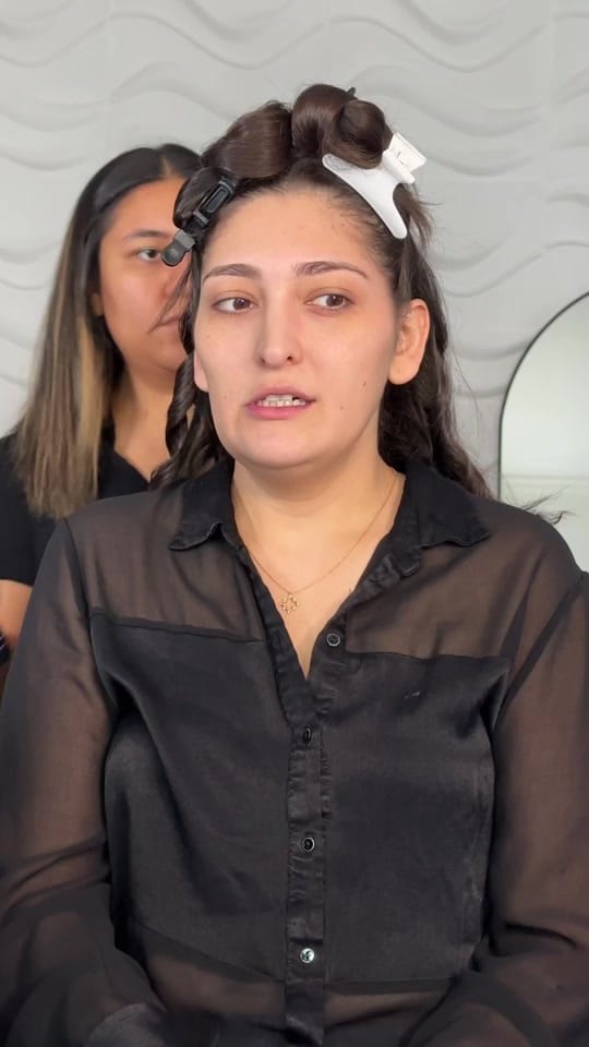 Post 2 by Montse Ayala MUA on TikTok (video)