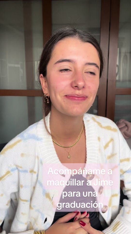 Post 10 by Gaby Gallo MUA on TikTok (video)