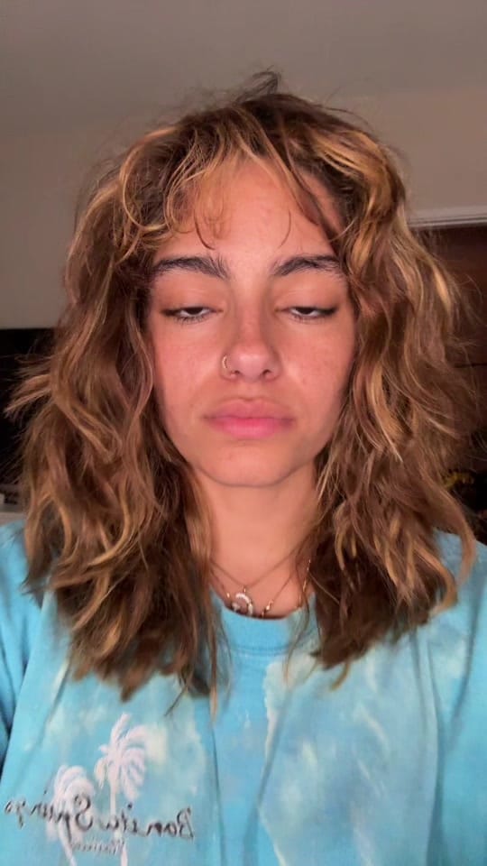 Post 2 by GABRIIELLAIISABEL on TikTok (video)