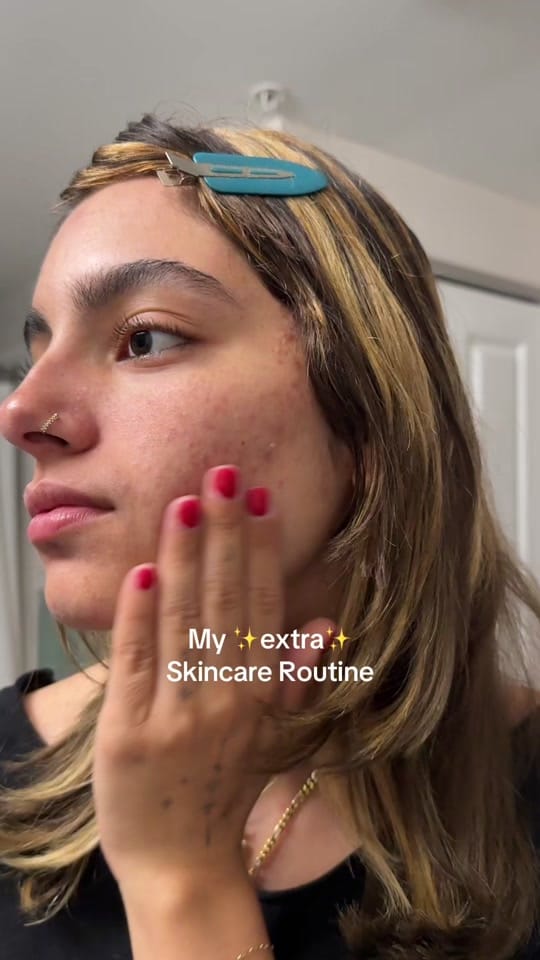 Post 10 by GABRIIELLAIISABEL on TikTok (video)